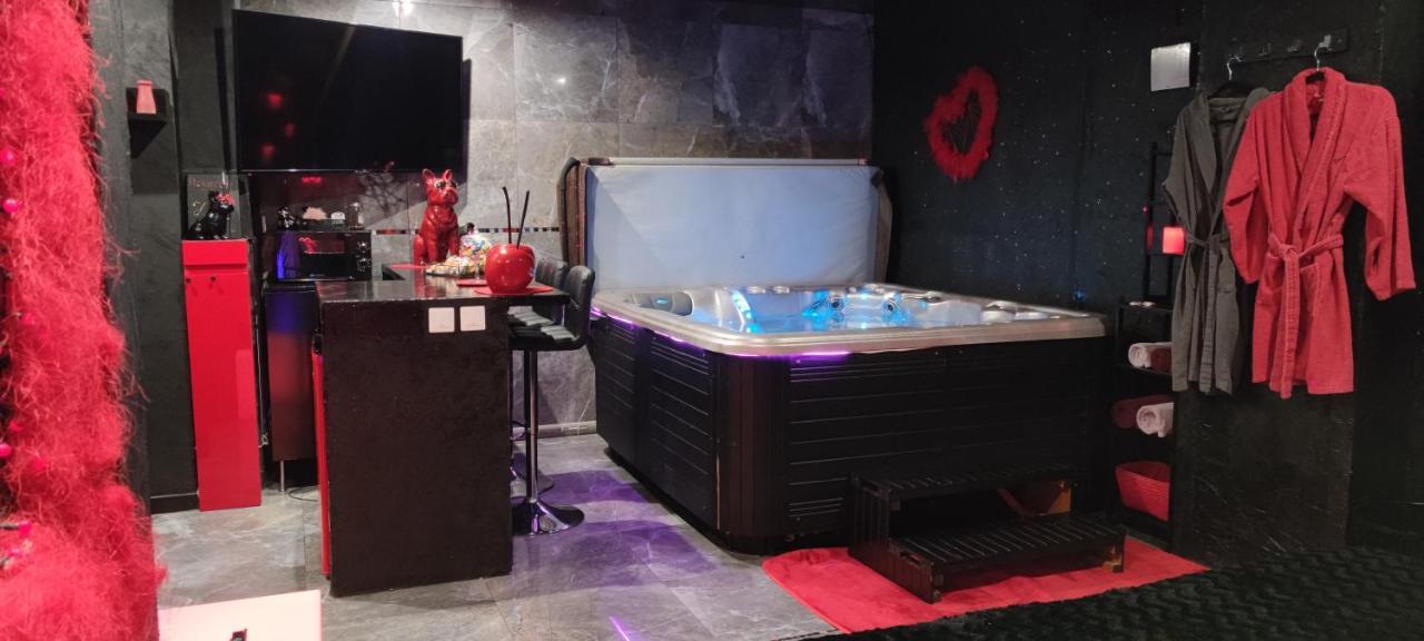 Loft Romantique Hammam Spa Privatif Playroom Grenoble Exteriér fotografie